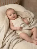 Плед для новорожденных вязаный зайчики молочный - фото 4